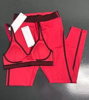 Red flocking style