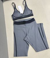 Light grey Flocking style