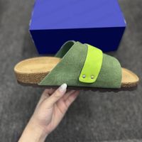 A37 clogs