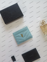 7.Blue Caviar+gold buckle