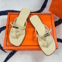 sand yellow