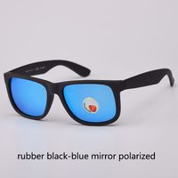 Black-polarized blue mirror