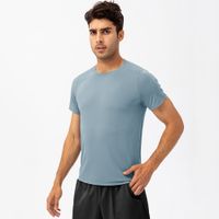 Grayish blue short-sleeved shirt
