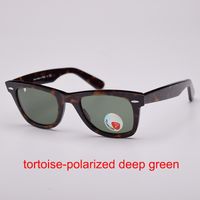 Tortoise-polarized deep green