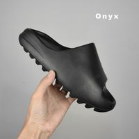 01 onyx