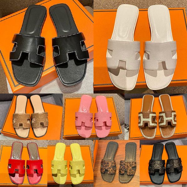 Designer pattern fabric slides women fashion sheepskin palm print leather buckle strap sandal flat heel comfortable slipper outdoor beach slider 2026 With Box
