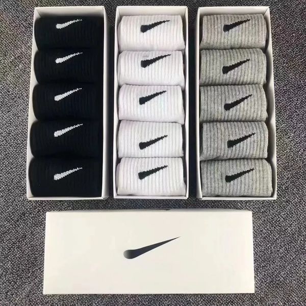 Wholesale All-Season Designer Men's/Womens Socks Fashion Socks Running Yoga Gym Trainings Sports Socks Casual Socks Football Jogging Basketball Sock