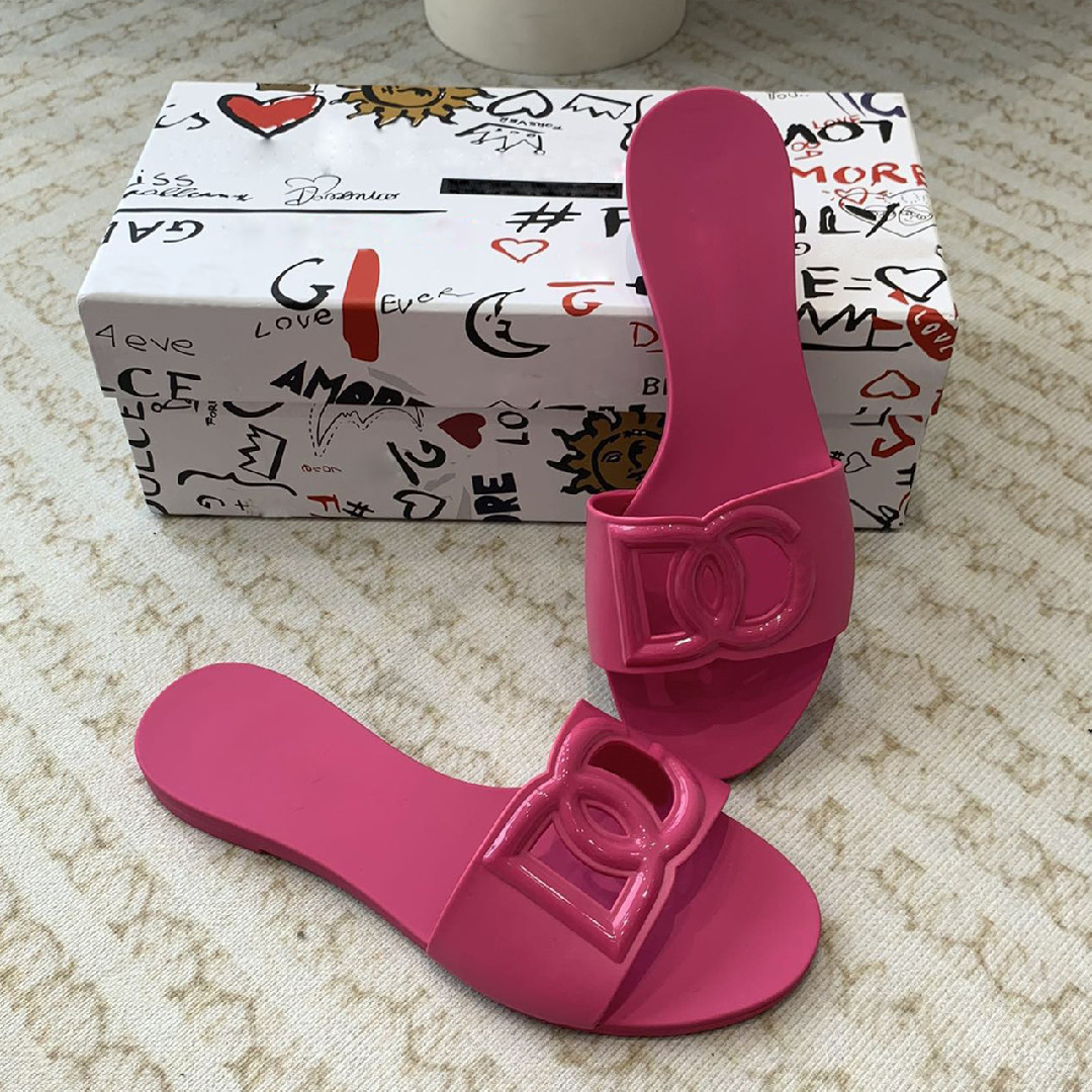 Luxury Designers Slipper Woman 2025 Summer Sandals Beach Slides Women Slippers Ladies Flip Flops Sandales Et Pantoufles Pour Femmes